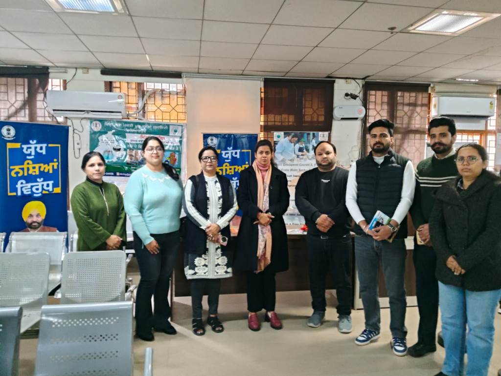 War Against Drugs DistrictLevel Help Desks Launched at Public Places Under Mission Smile 30